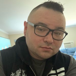 Meet your Posher, Gene